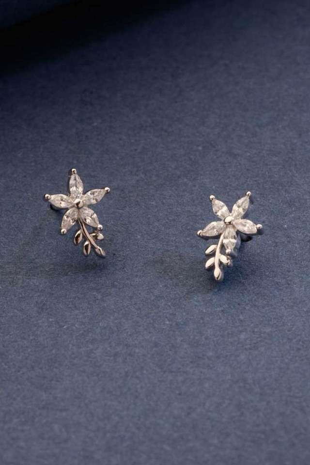Tiny-Flawer-White-Tone-Earrings