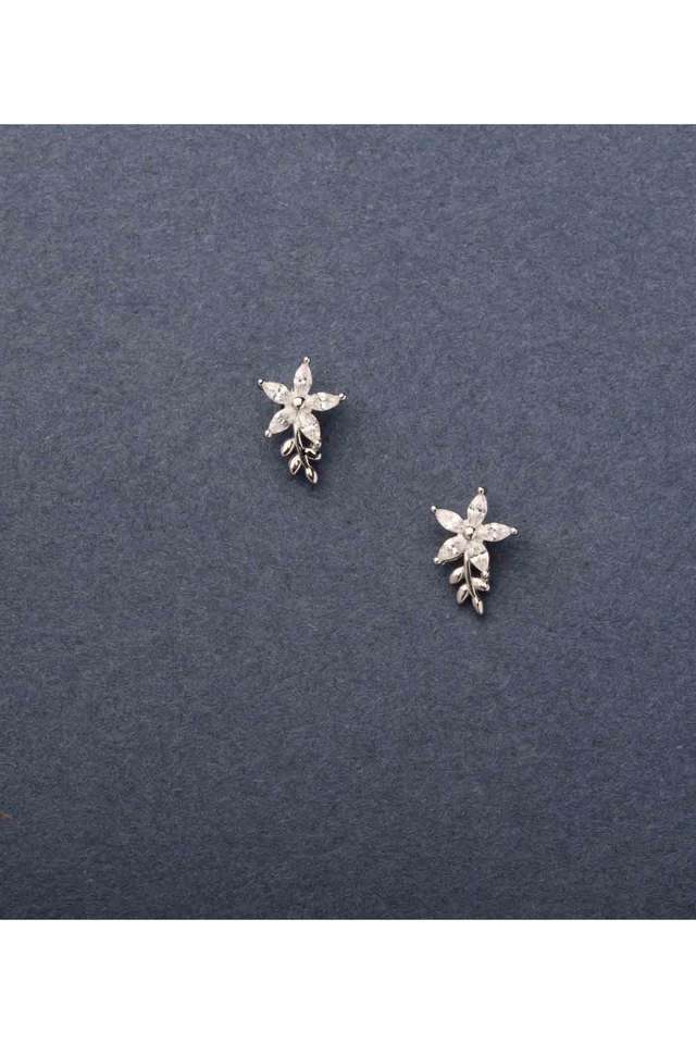 Tiny-Flawer-White-Tone-Earrings