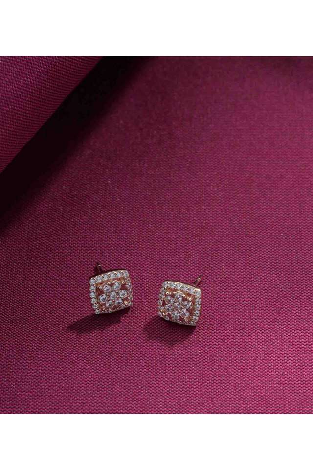 Minimalist-Silver-Studs
