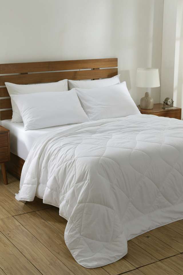 Essentials-Pebble-Aloe-Vera-250-GSM-Embossed-White-Double-Duvet