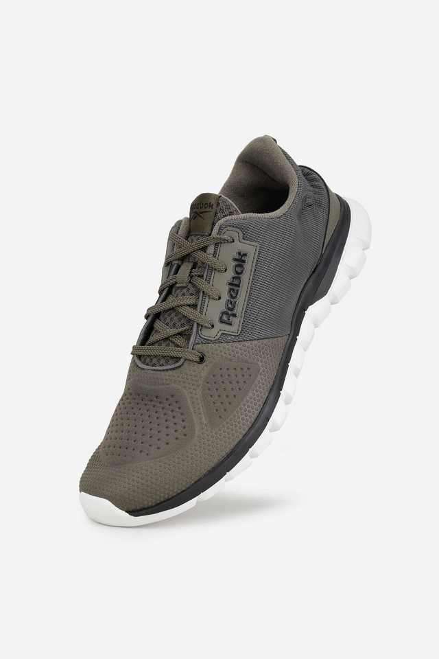 Buy Reebok green Aim Runner M Synthetic Lace Up Men's Sports Shoes