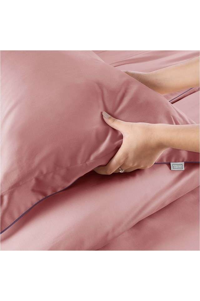 Yogalife-Italian-Cotton-500-TC-King-Bed-Sheet-with-2-Pillow-Covers---Salmon