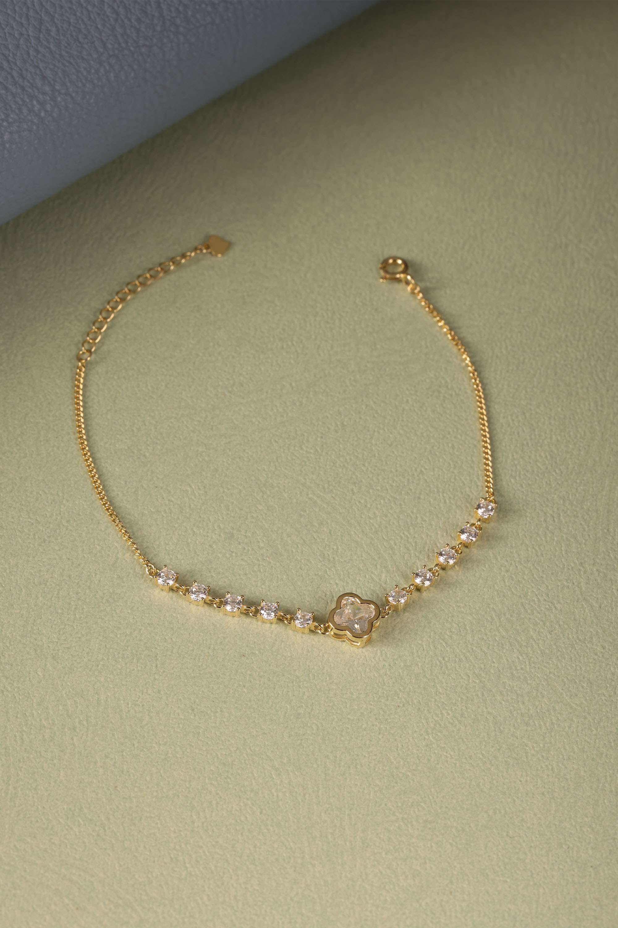 Women-Fashion-Western-Silver-Bracelet