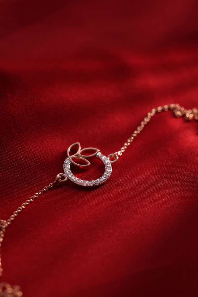 Silver-Western-Women-s-Bracelets