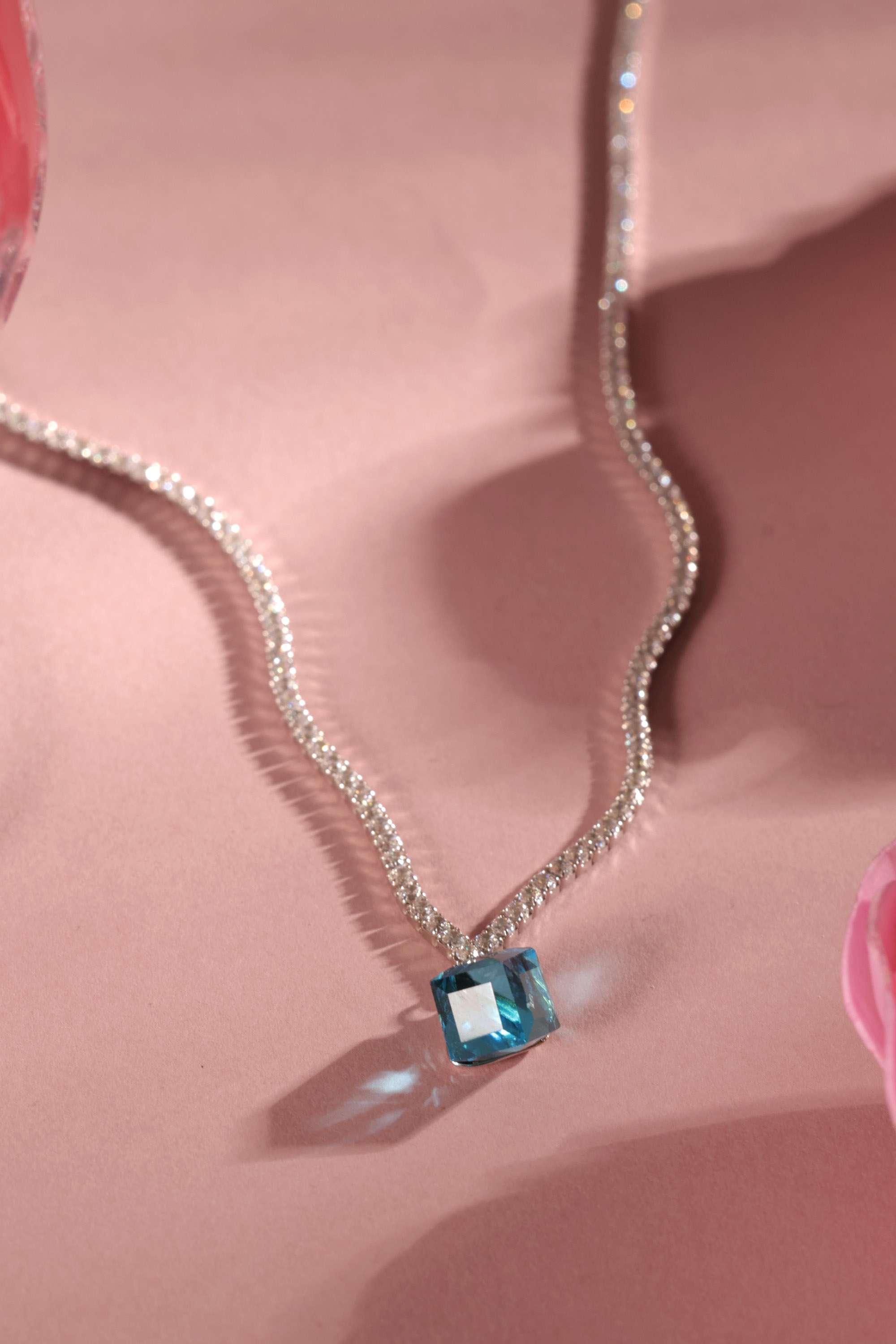 Silver-Casual-Wear-Women-Pendants