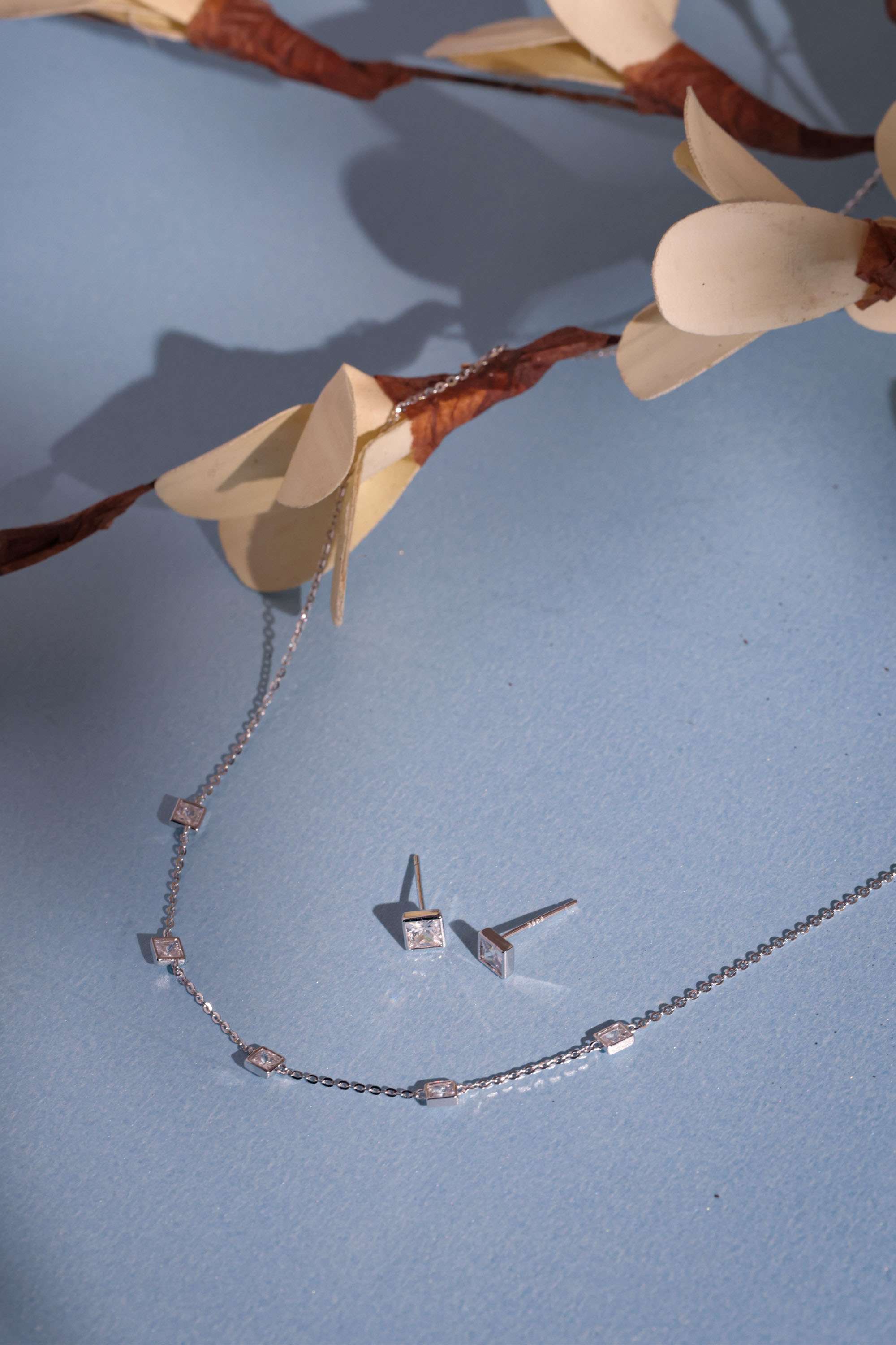 Silver-Casual-Wear-Women-Pendants