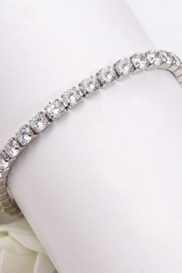 Silver-Solitaire-Giva-Signature-Bracelet