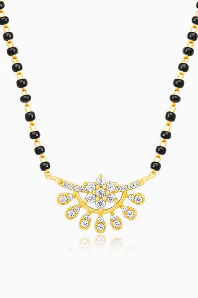Golden-Floral-Moon-Mangalsutra