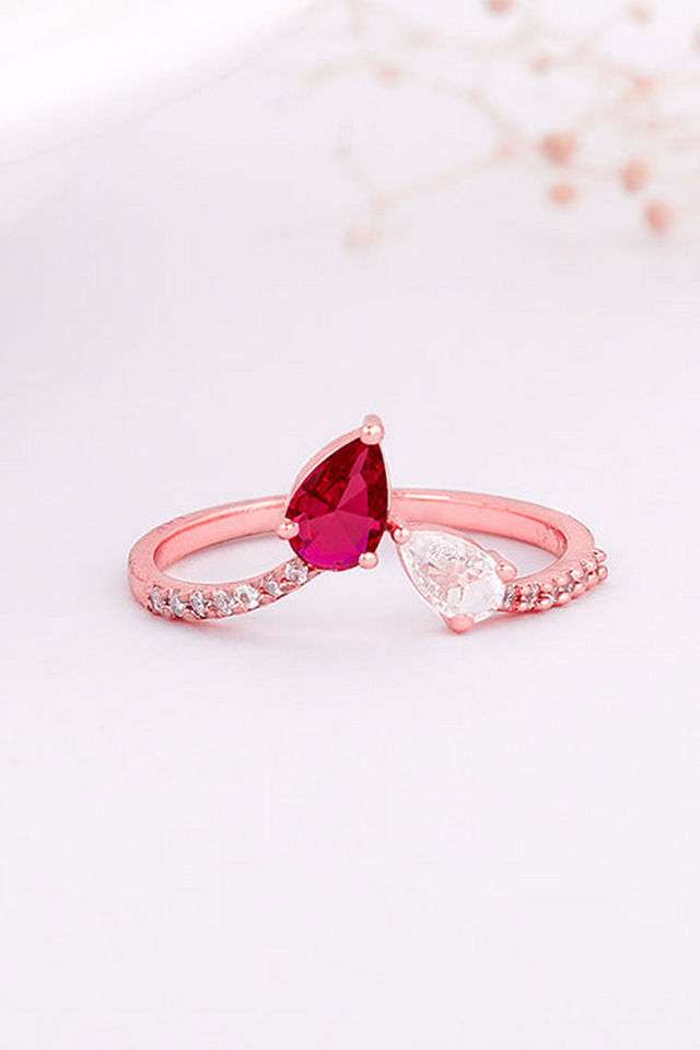 Rose-Gold-Serendipity-Ring