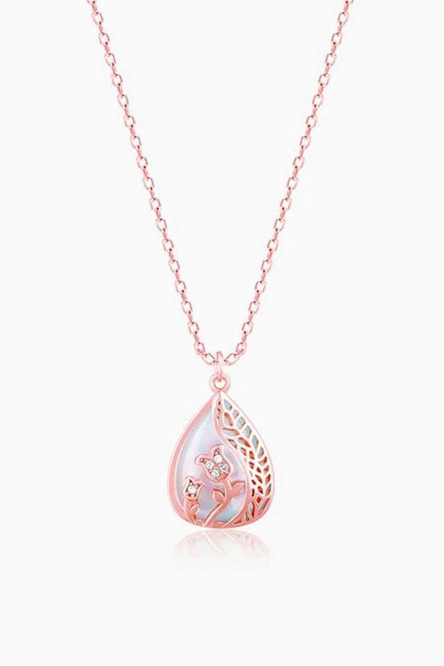 Rose-Gold-Divine-Bloom-Pendant-With-Link-Chain