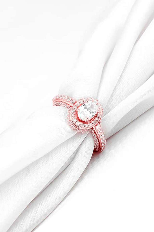 Rose-Gold-Celebration-Ring