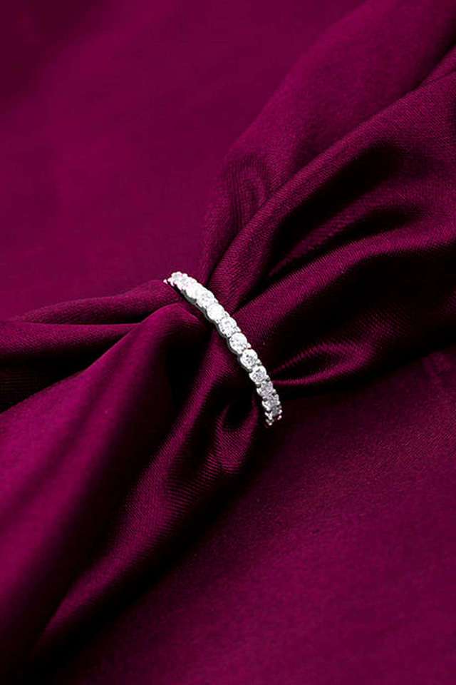 Silver-Enchanting-Radiance-Ring