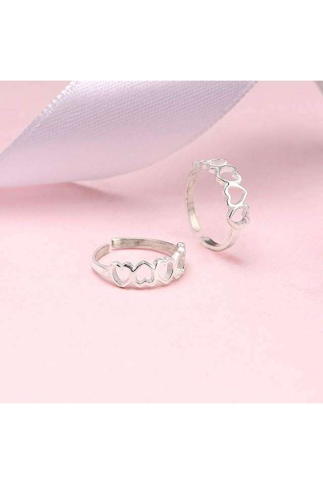 Silver-Love-s-Embrace-Toe-Rings