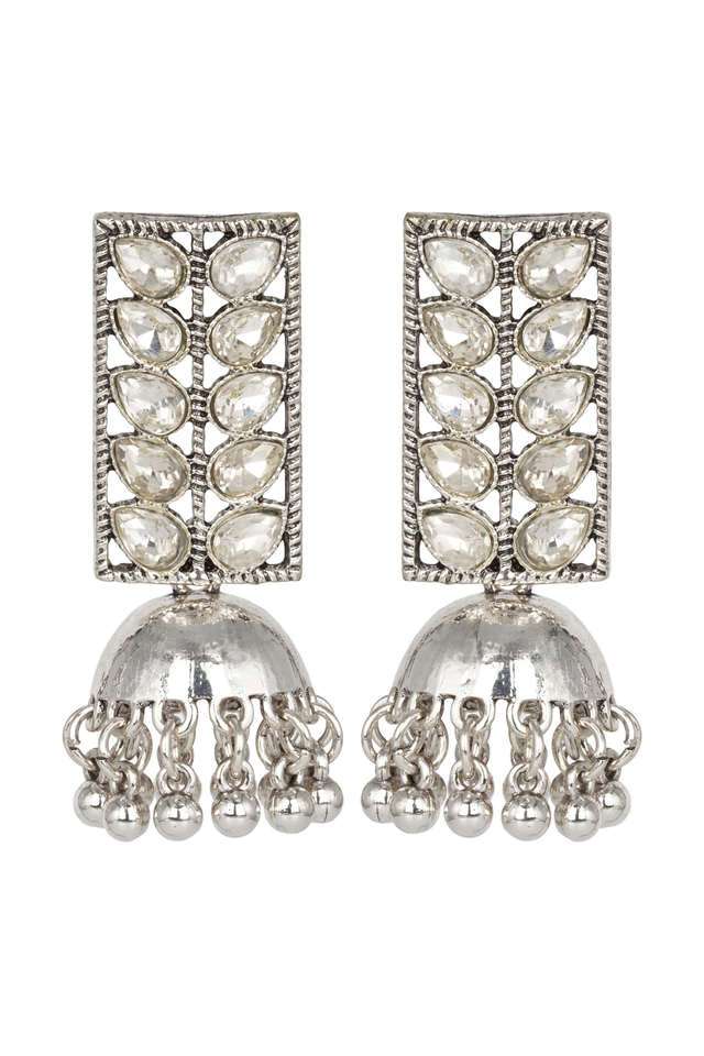 Silver-Long-Earings-With-Kundan-And-Jhumka