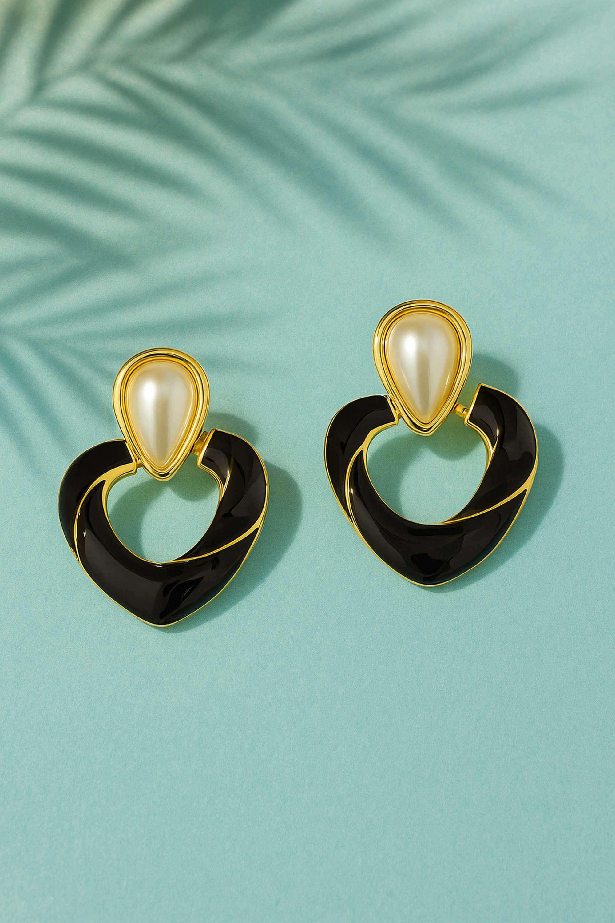 Brass-Casual-Wear-Women-Designer-Pearl-Statement-Earrings