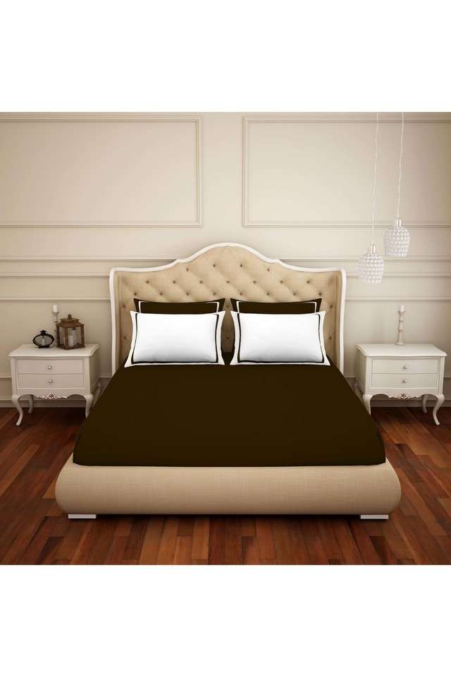 Hygro-Cotton-300-TC-Large-Bedsheet-with-4-Pillow-Covers