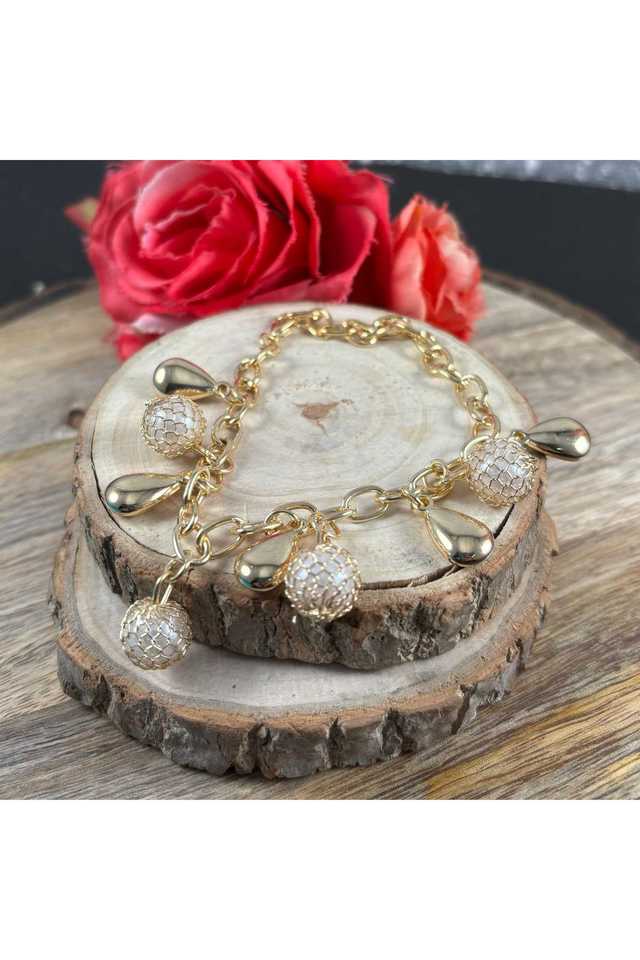 Gold-Plated-Charm-Bracelet-Elegant-Alloy-Bracelet-with-Trendy-Charms-(4.1-cm)