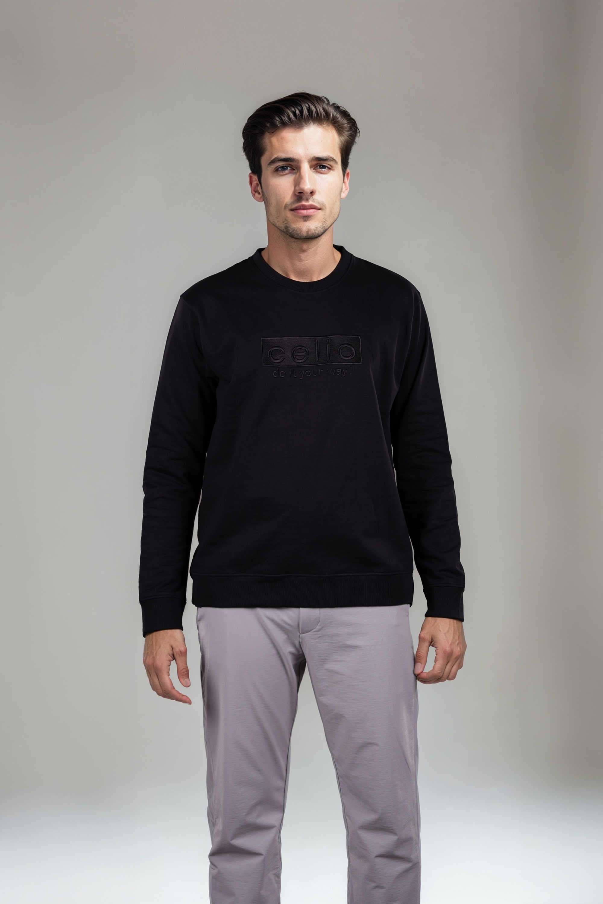 Solid-Cotton-Round-Neck-Men-s-Sweatshirt