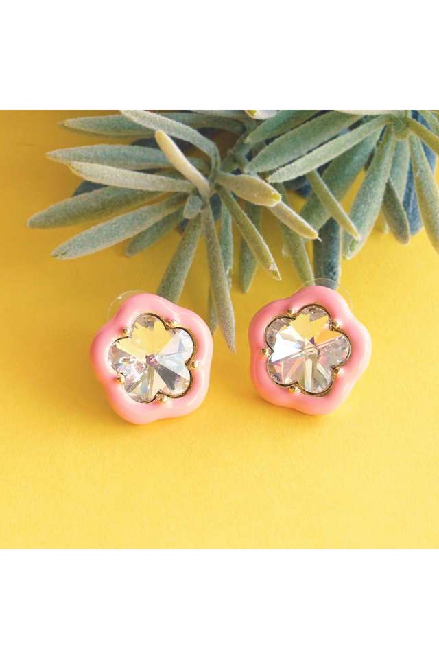 Stylish-Pink-Stud-Flower-Earrings