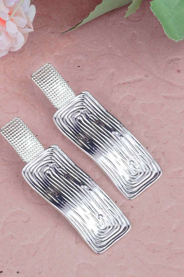 Classy-CZ-Stone-Pearl-Drop-Earring