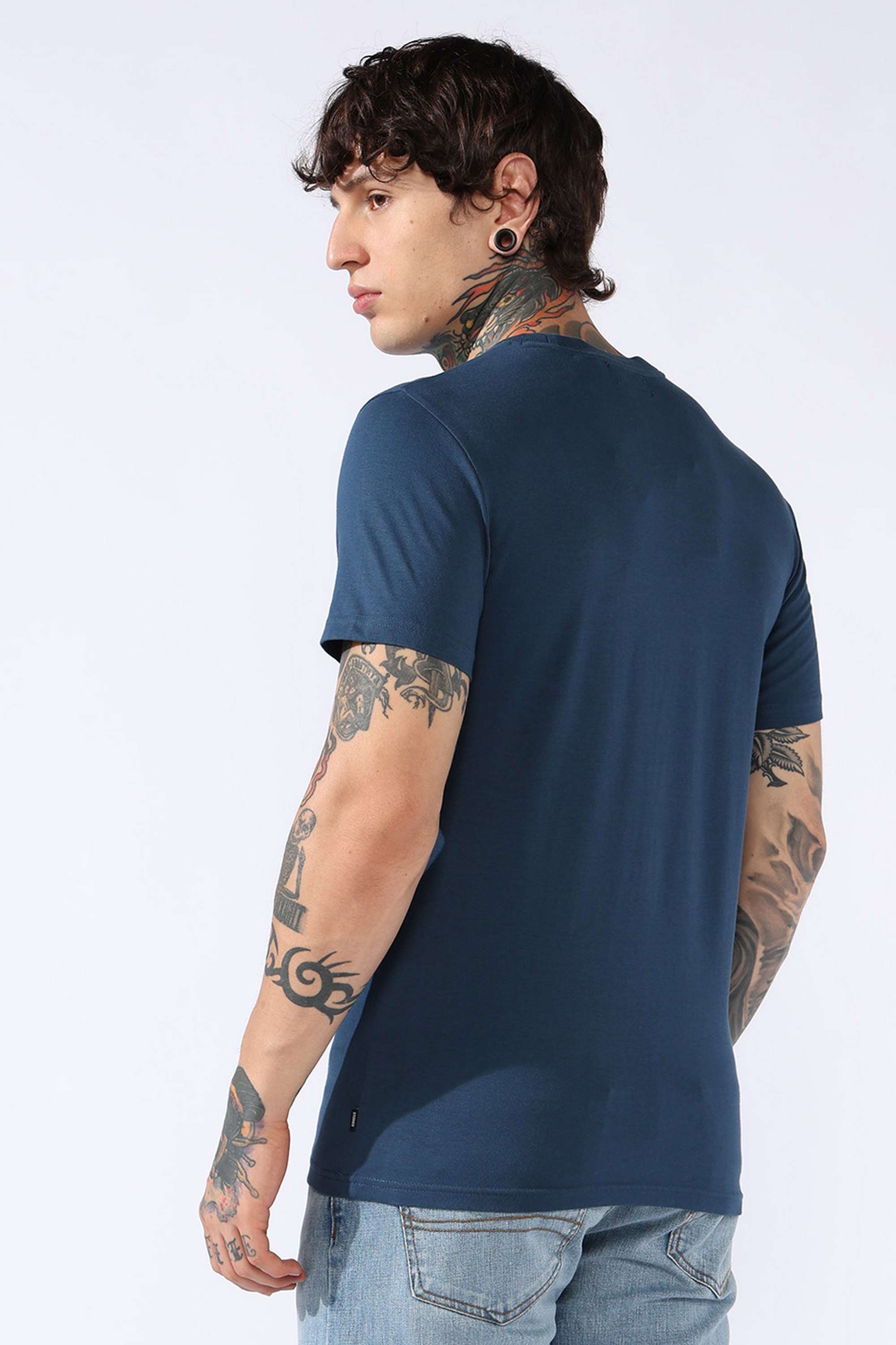 Embroidered-Cotton-Regular-Fit-Men-T-Shirt