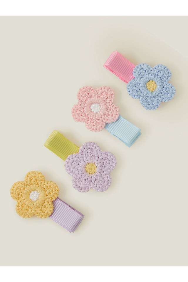 Spring-Picnic-Crochet-Flower-Salon-Clip