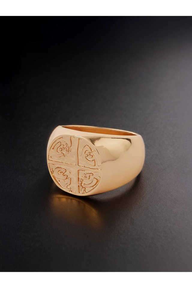 Gold-Sovereign-Ring-Medium