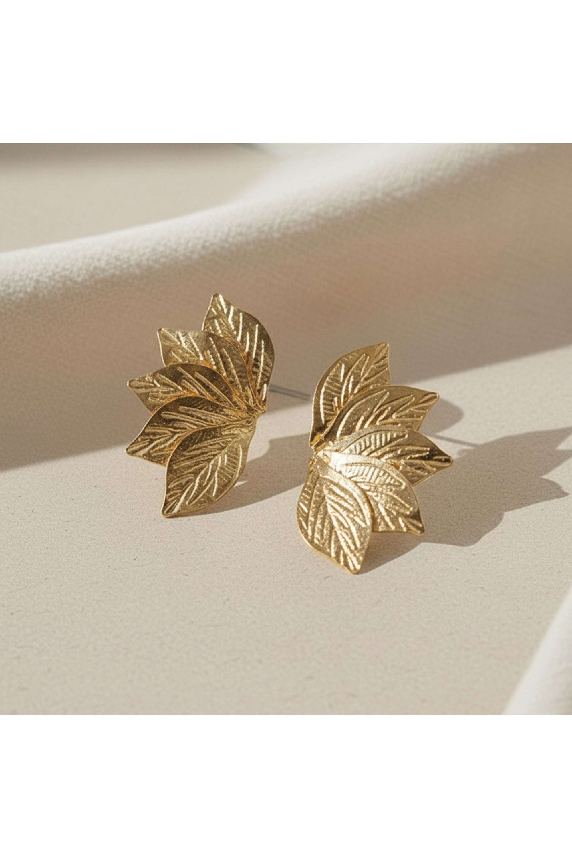 Metal-Casual-Wear-Women-Earrings