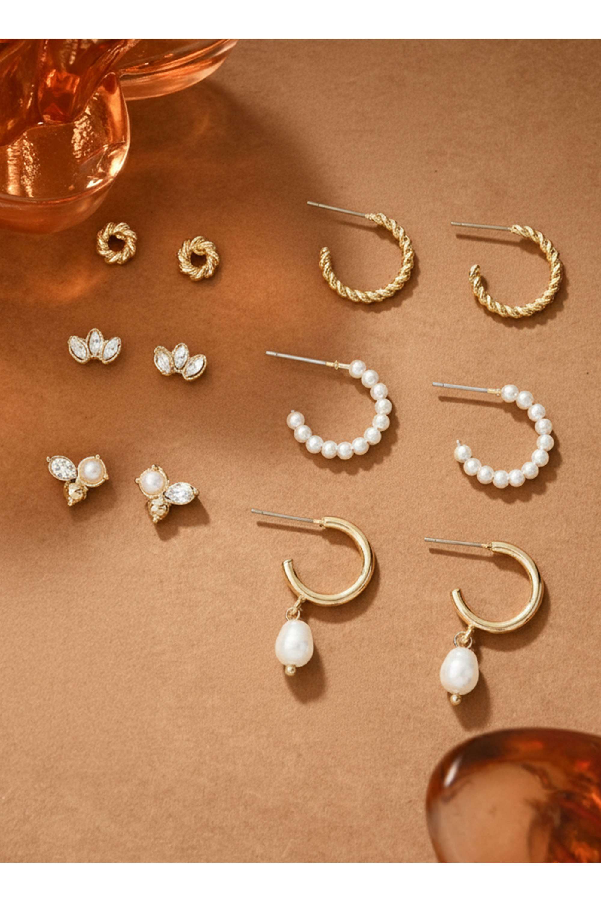 Metal-Casual-Wear-Women-Earrings
