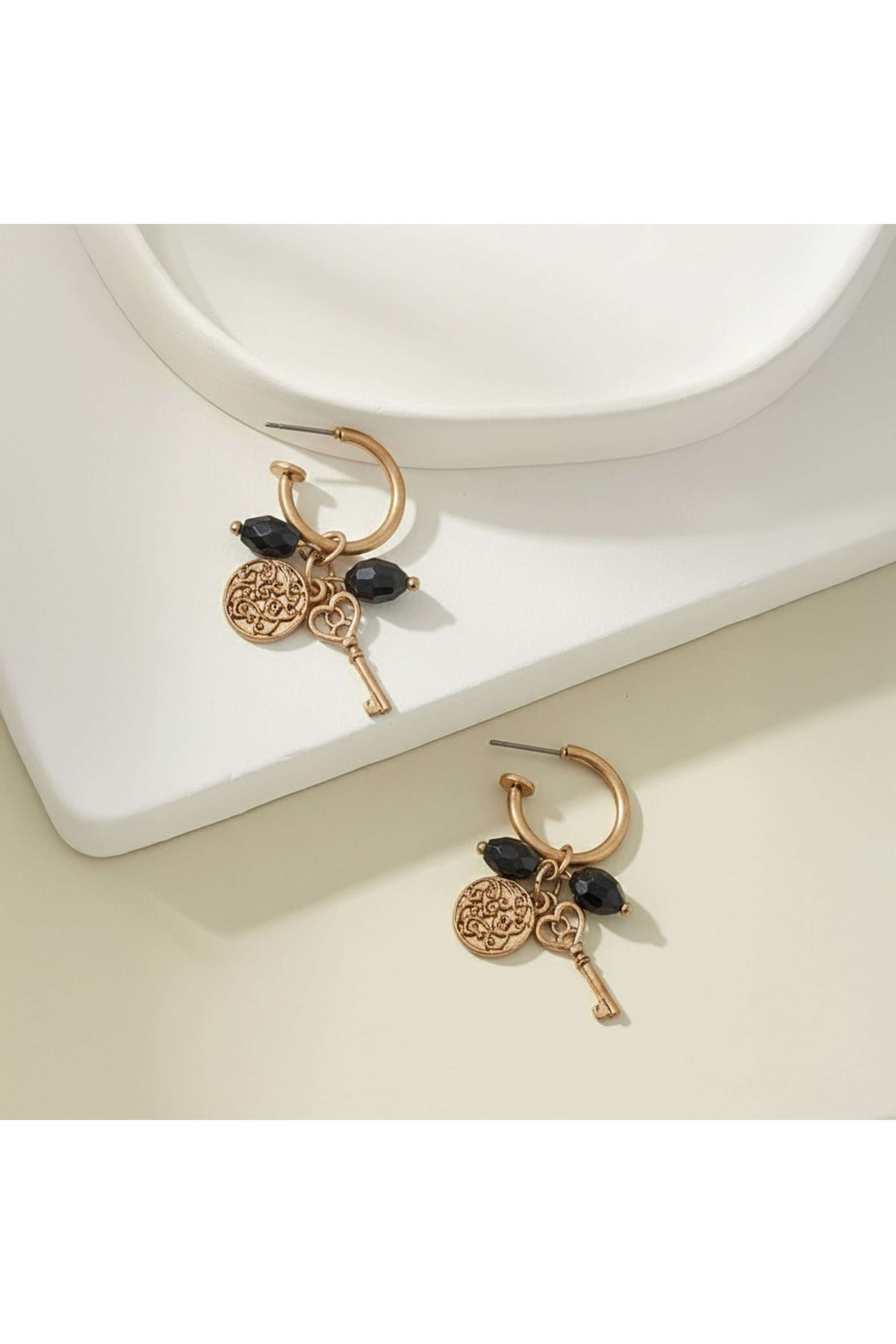Metal-Casual-Wear-Women-Earrings