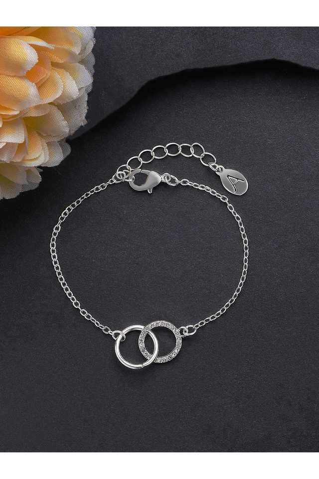 Women-s-Silver-Linked-Circle-Bracelet