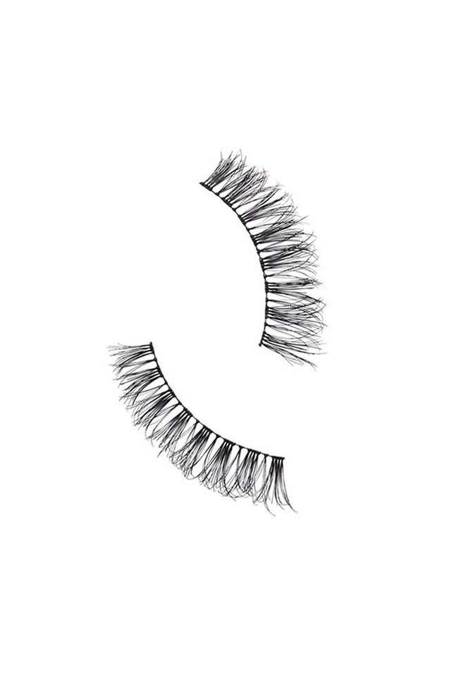 True-Or-False-Lashes-80-Romantic-Lash