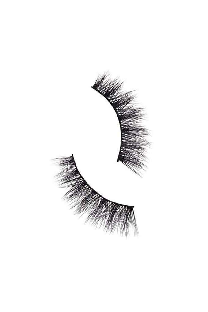 True-Or-False-Lashes-89-Megastar-Lash