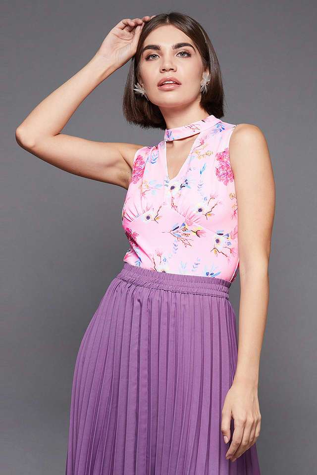 miss chase Printed Polyester V-Neck Women Top-picture-46