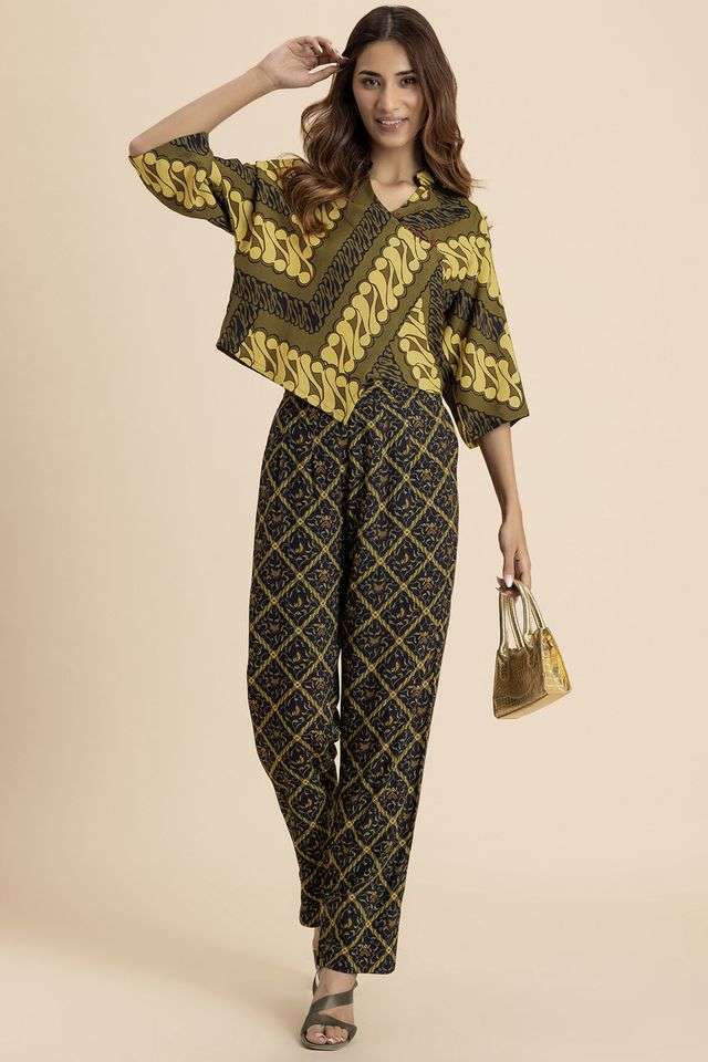 Geometric Print Rayon Regular Fit Women's Co-Ord Set