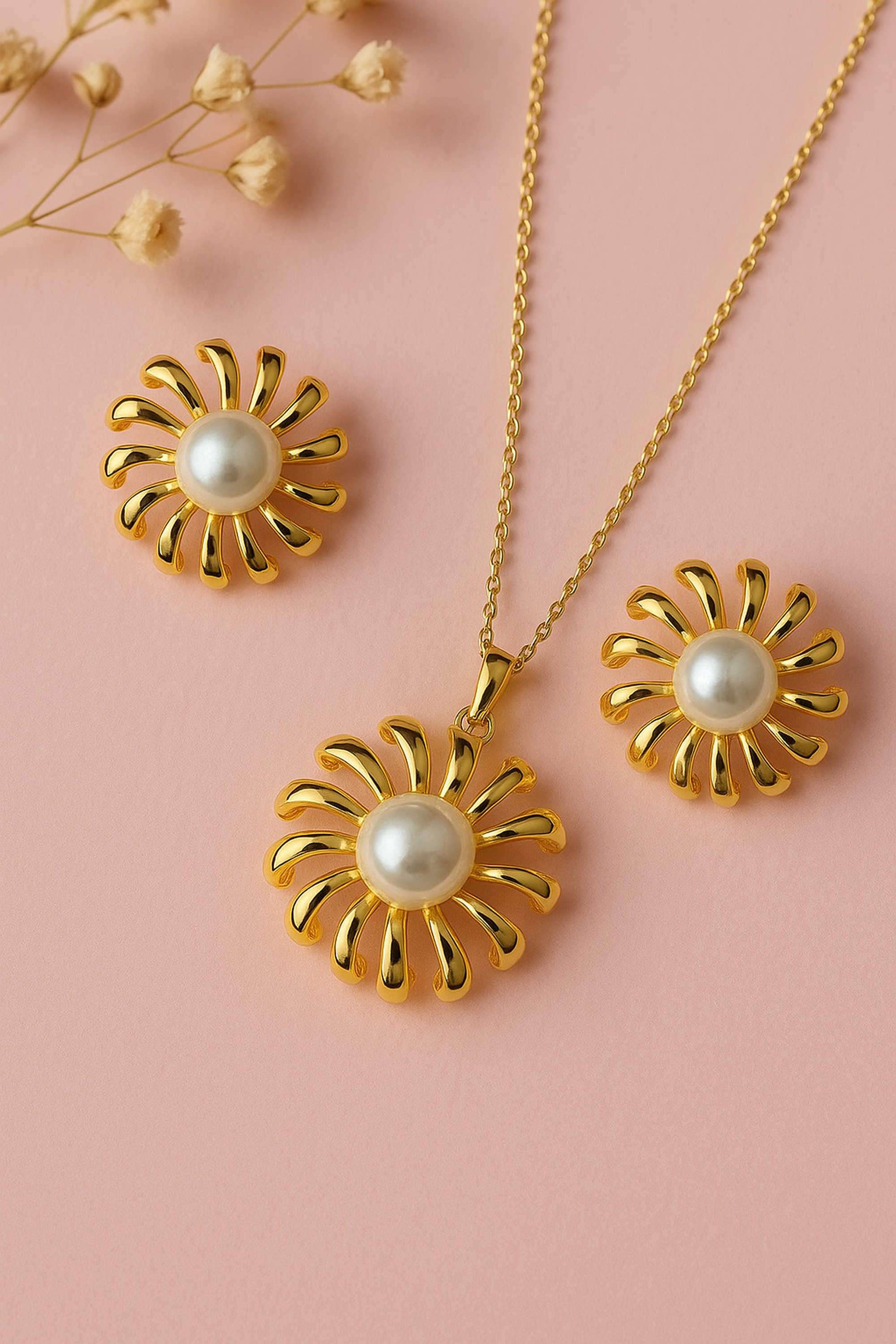 Brass-Casual-Wear-Women-Flower-Pendant-Necklace-&-Earrings-With-Pearl-Center-Jewellery-Sets
