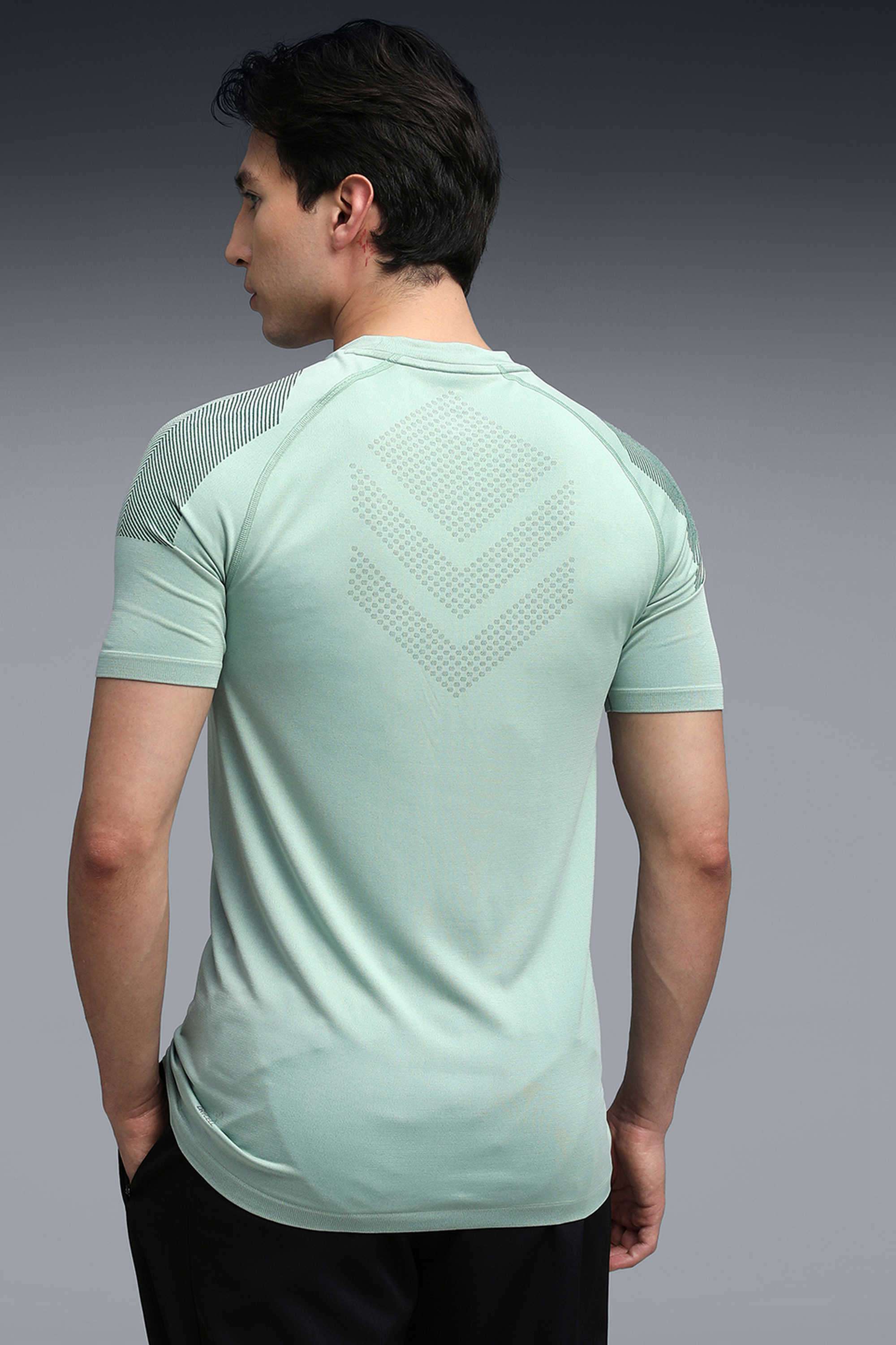 Printed-Polyester-Tapered-Fit-Men-T-Shirt