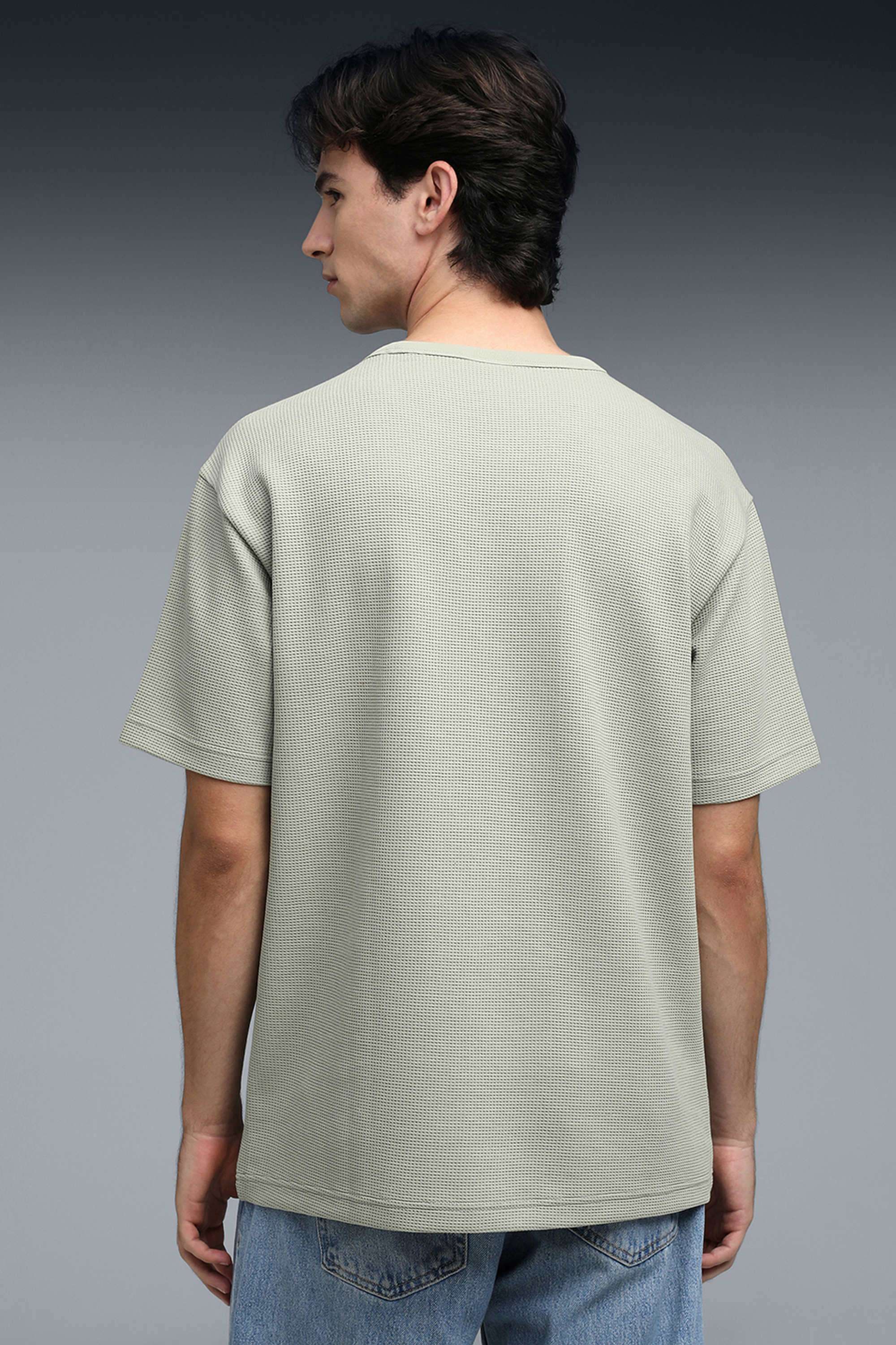 Textured-Cotton-Regular-Fit-Men-T-Shirt