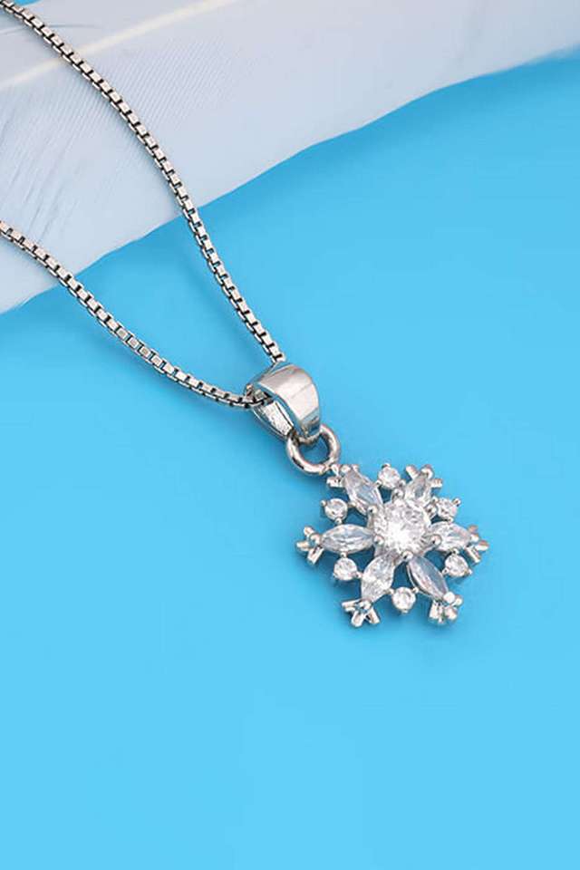 Silver-Snowflake-Pendant-With-Box-Chain
