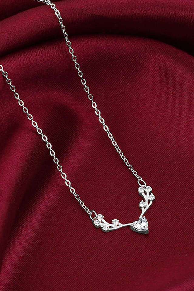 Silver-Deer-Heart-Zircon-Necklace