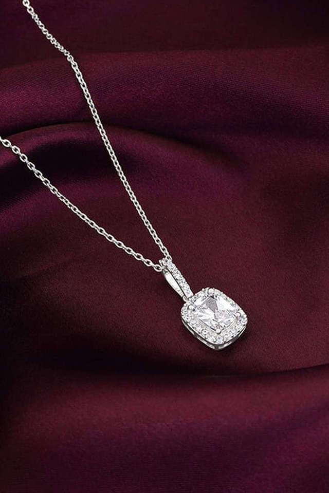 Silver-Vesper-Pendant-With-Link-Chain