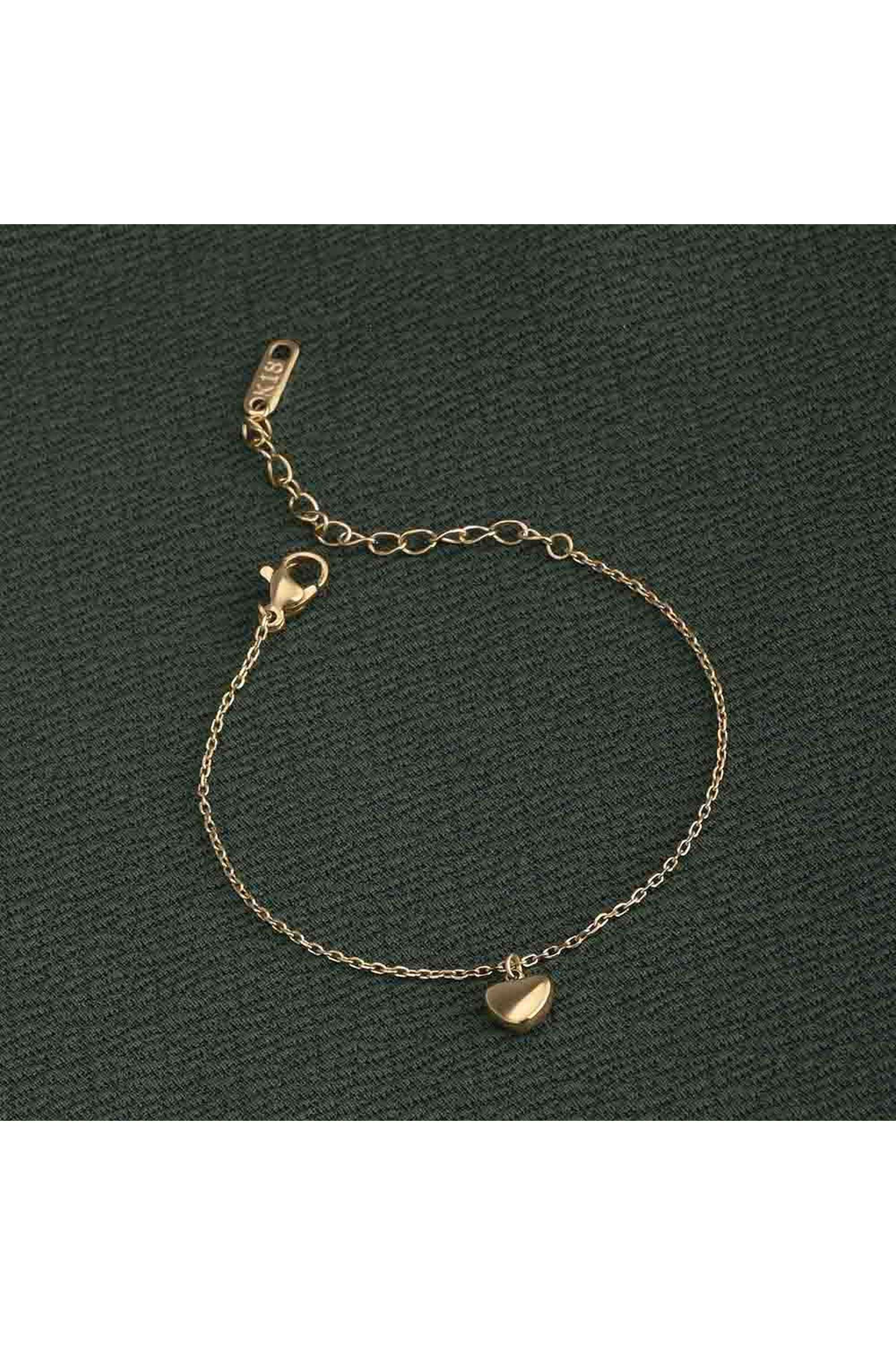 Cute-Heart-Bracelet-for-Womens-Waterproof-&-Anti-Tarnish