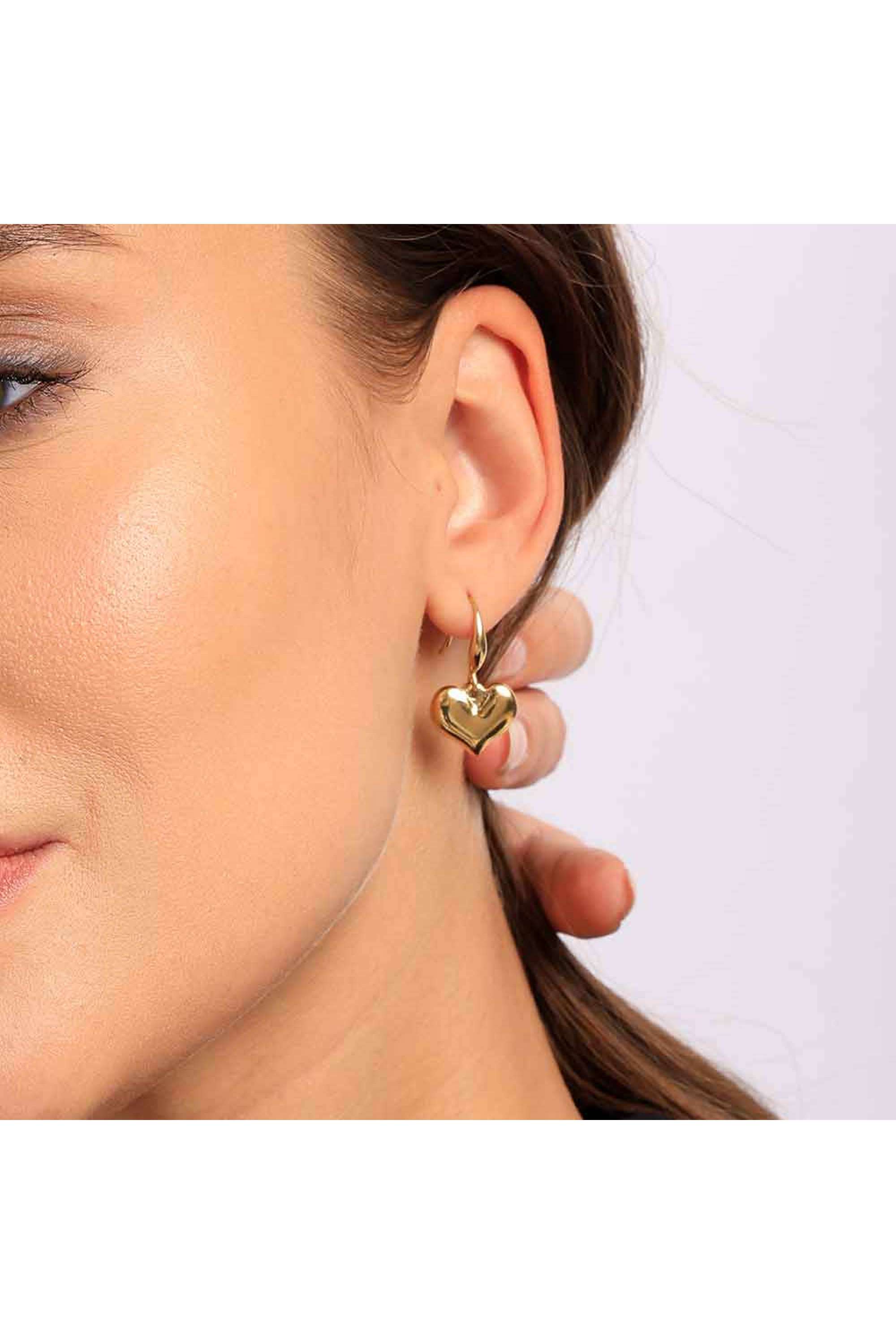 18k-Gold-Plated-Dangling-Heart-Earrings-for-Womens-Waterproof-&-Anti-Tarnish