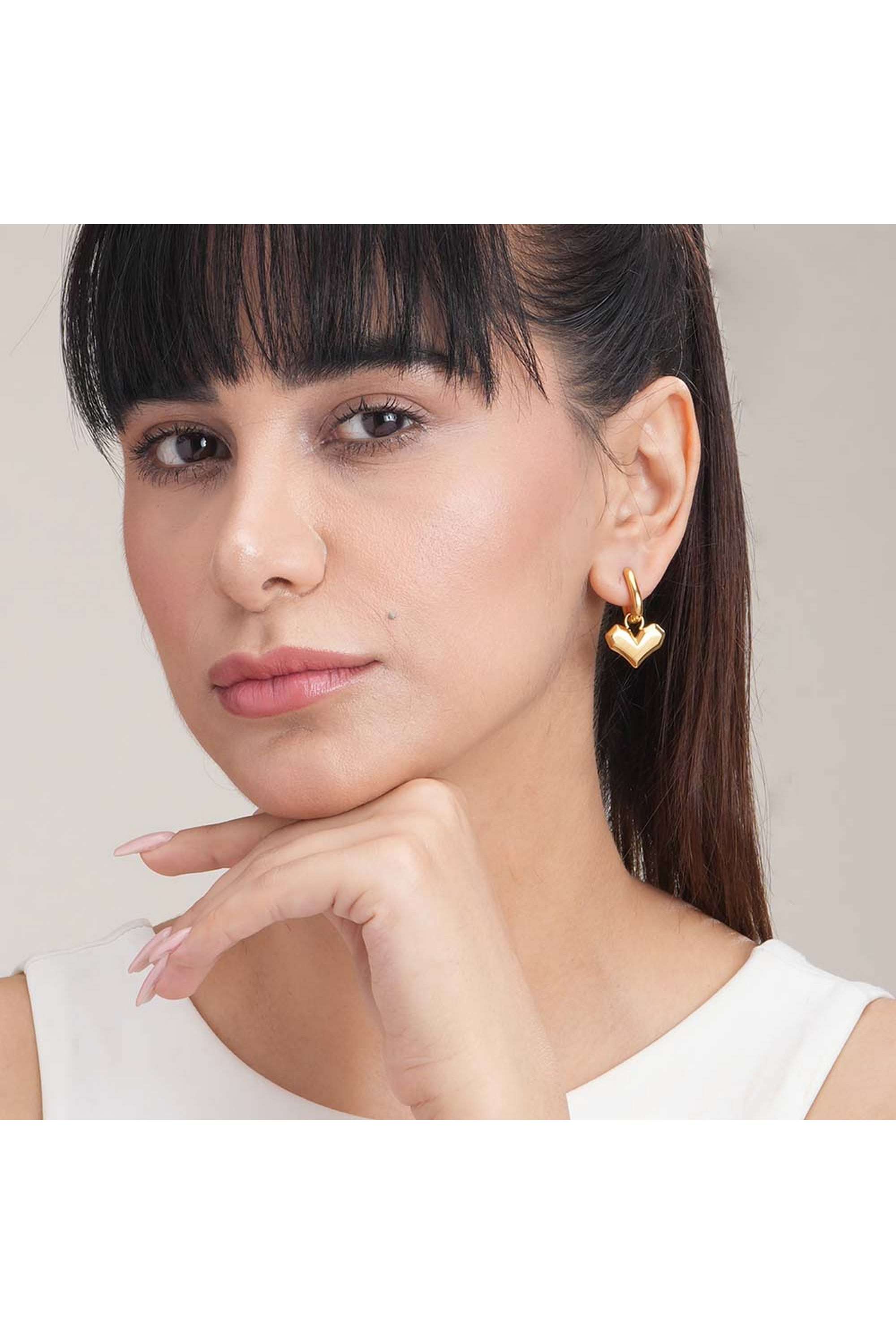 18k-Gold-Plated-Peripheral-Heart-Earrings-for-Womens-Waterproof-&-Anti-Tarnish