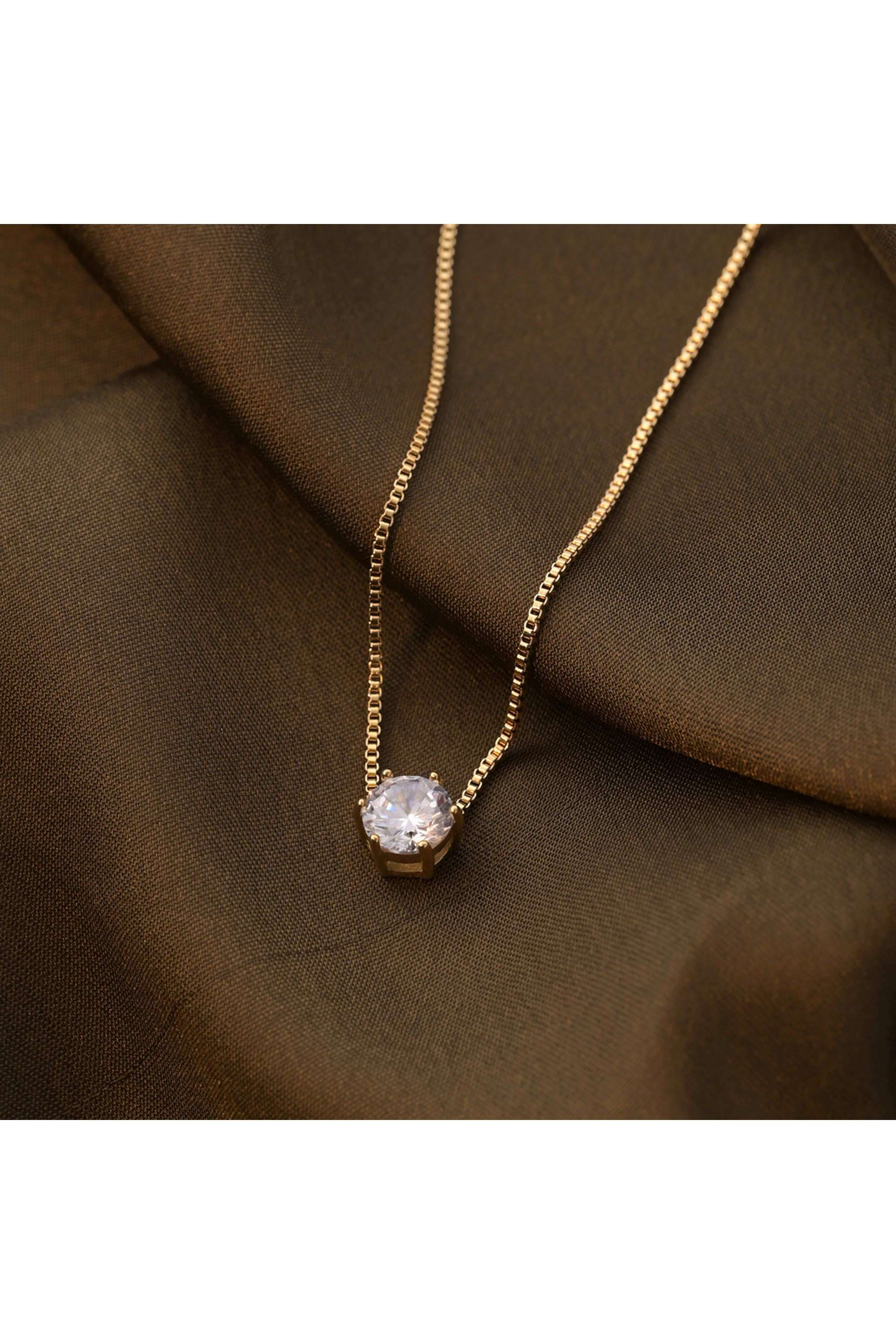 18k-Gold-Plated-Round-Solitaire-Necklace-for-Womens-Waterproof-&-Anti-Tarnish