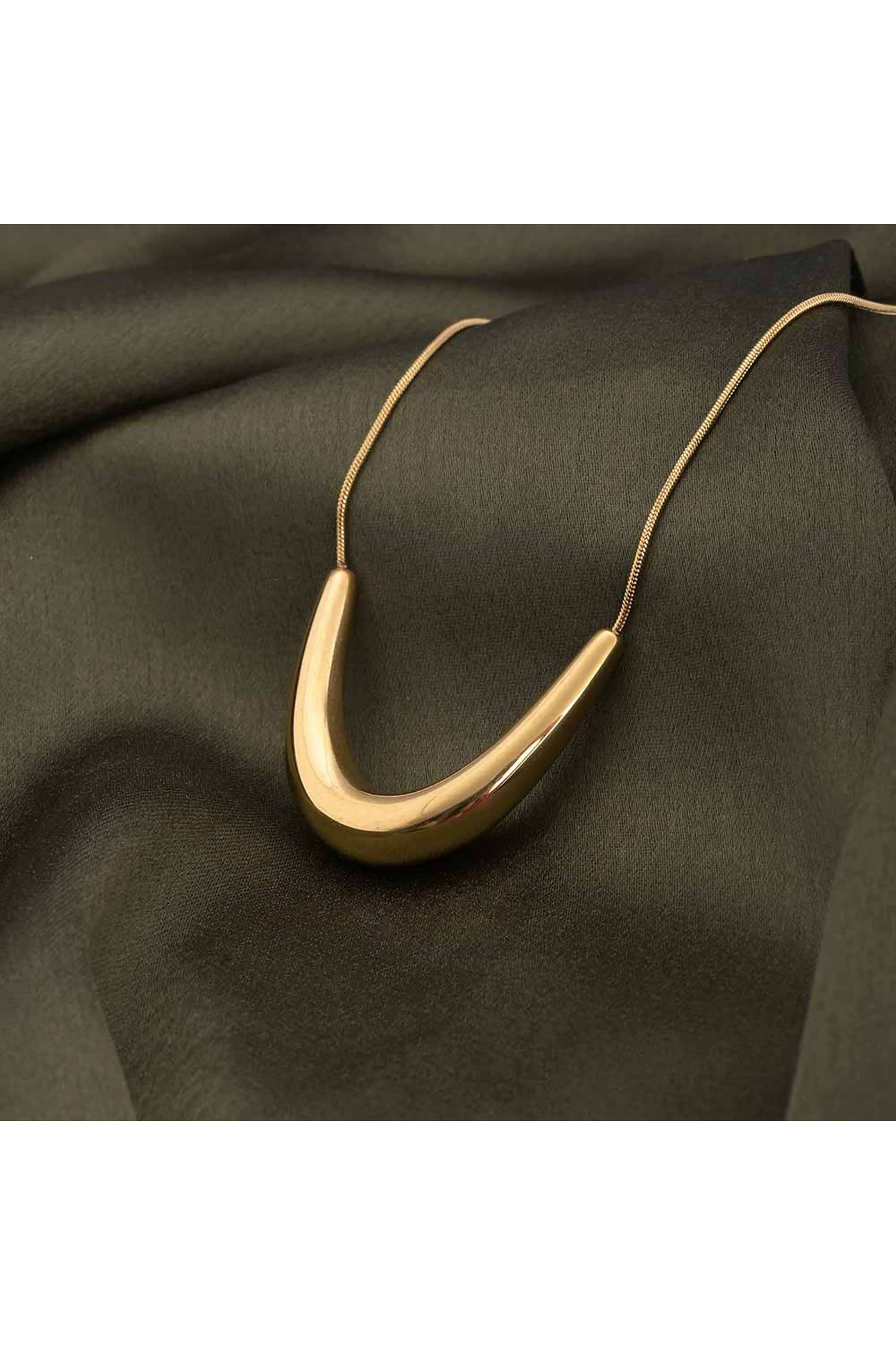 18k-Gold-Plated-Golden-Boomerang-Necklace-for-Womens-Waterproof-&-Anti-Tarnish