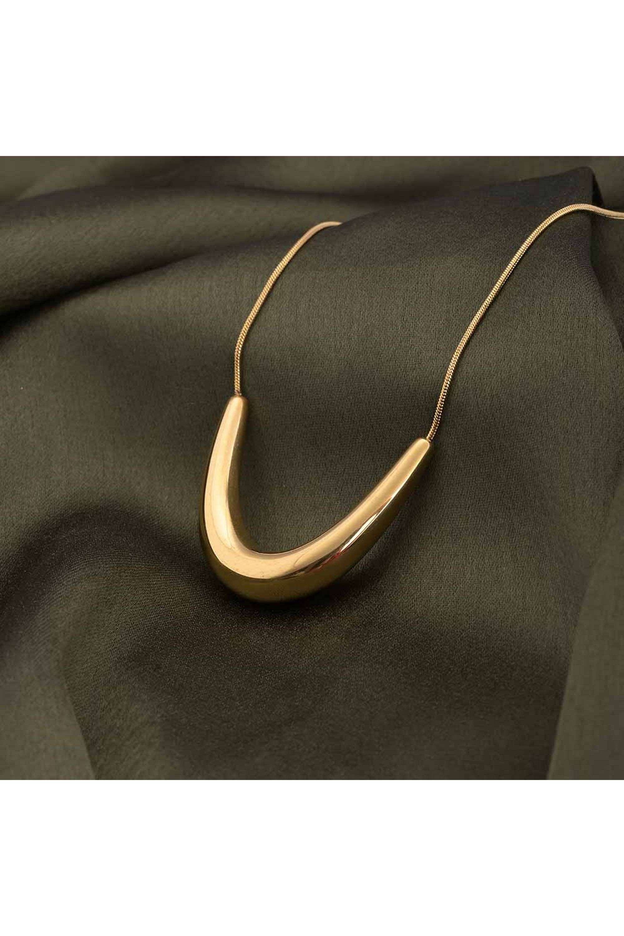 18k-Gold-Plated-Golden-Boomerang-Necklace-for-Womens-Waterproof-&-Anti-Tarnish
