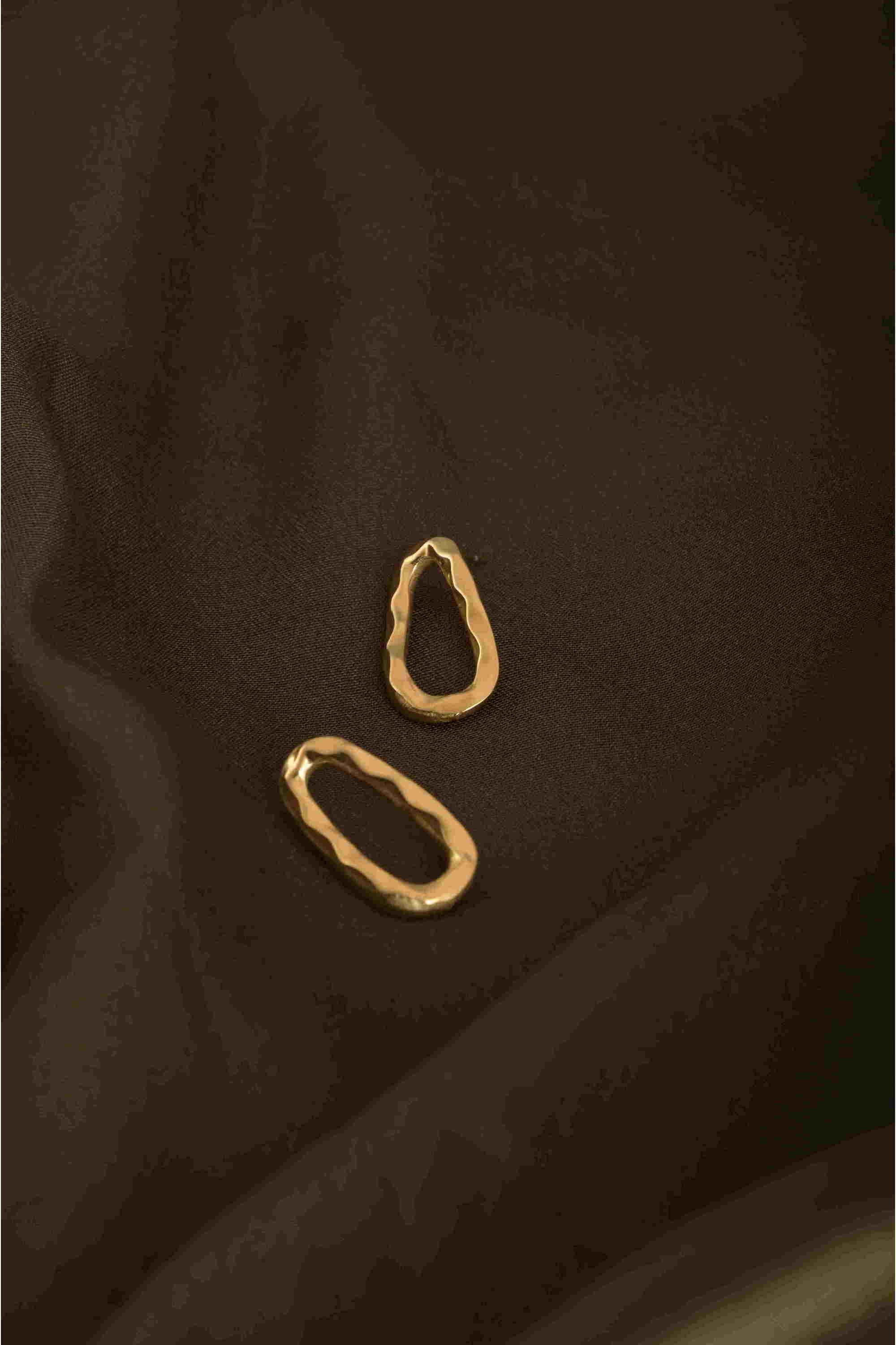 18k-Gold-Plated-Abstract-Oval-Earrings-for-Womens-Waterproof-&-Anti-Tarnish