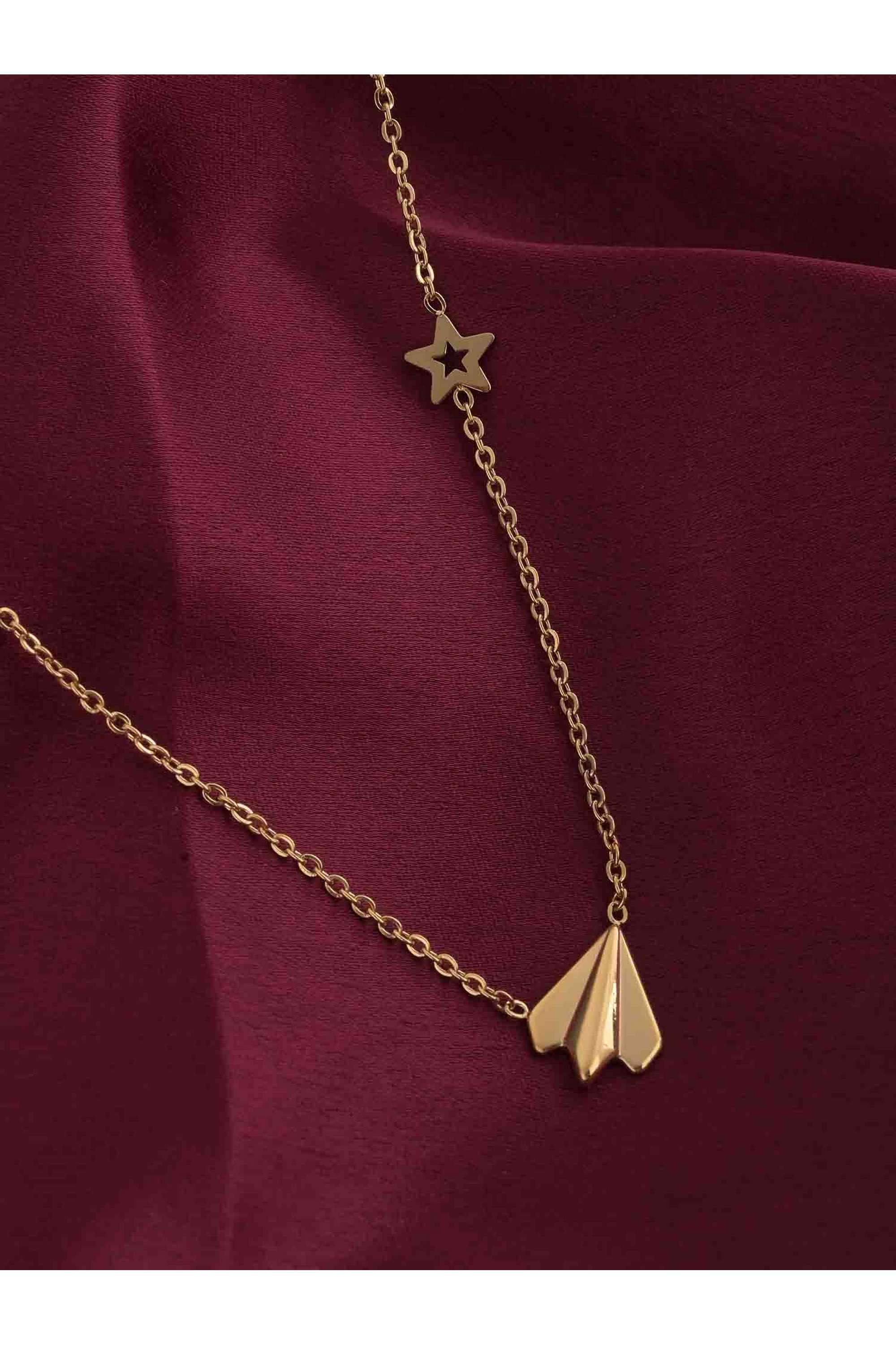 18k-Gold-Plated-Simple-Chain-Necklace-with-Star-Charm-for-Womens-Waterproof-&-Anti-Tarnish