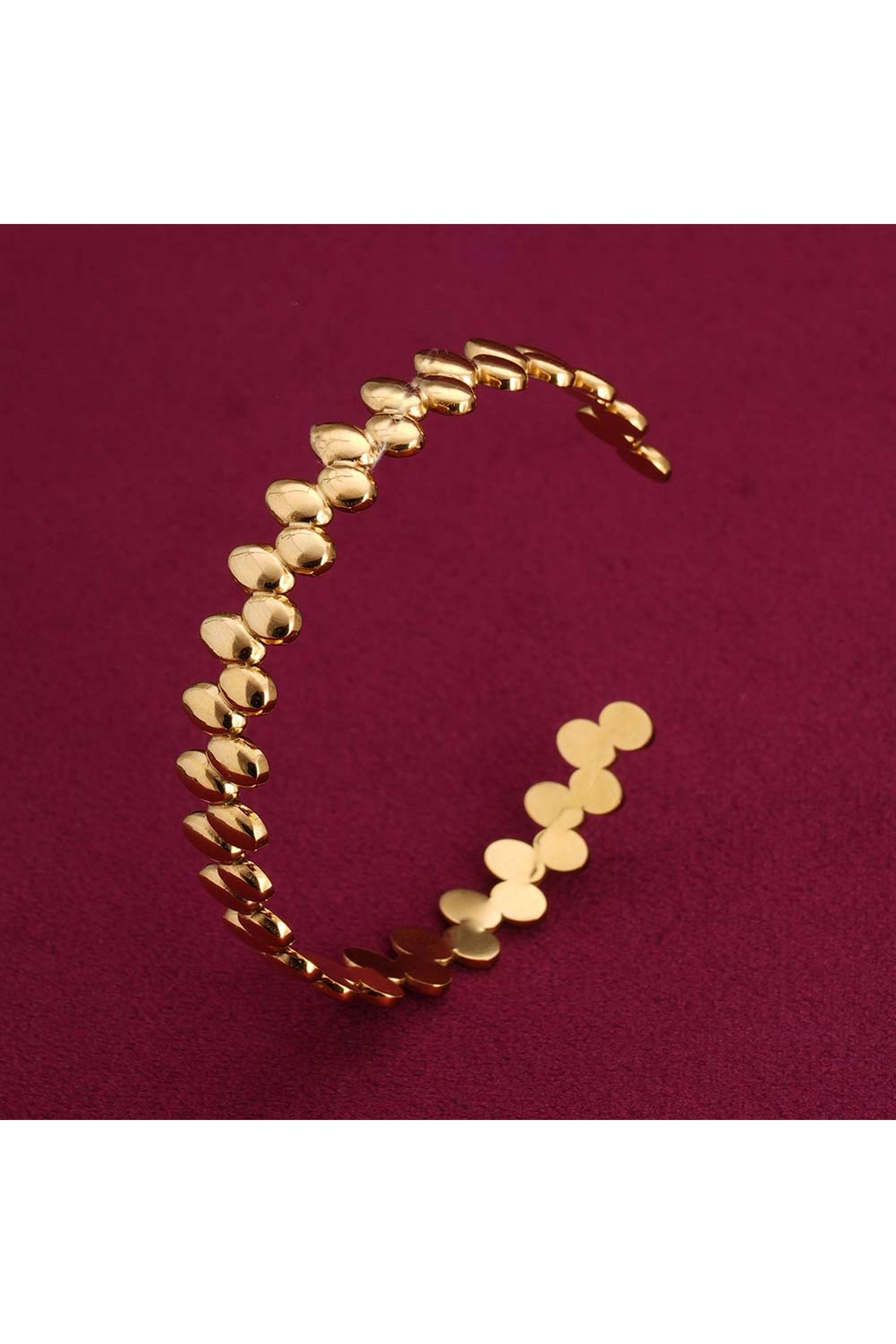 Adjustable-Gold-Cuff-Bracelet-for-Womens---Waterproof-&-Anti-Tarnish